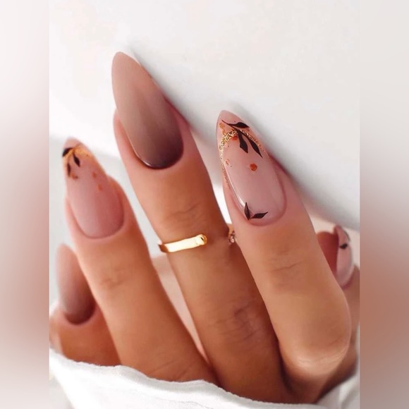 🆕 Long Almond Ombre Fake Press On Nails, 1sheet Tape & 1pc Nail File BNIB - Picture 1 of 7